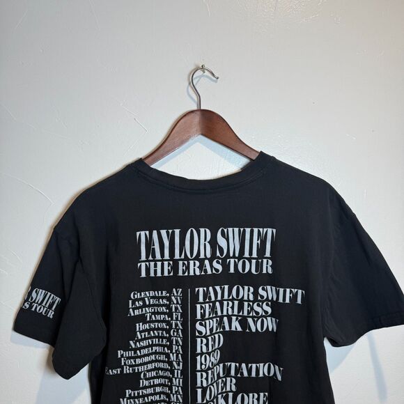 Taylor Swift Era's Tour Shirt Short Sleeve Size Large - Picture 7 of 10